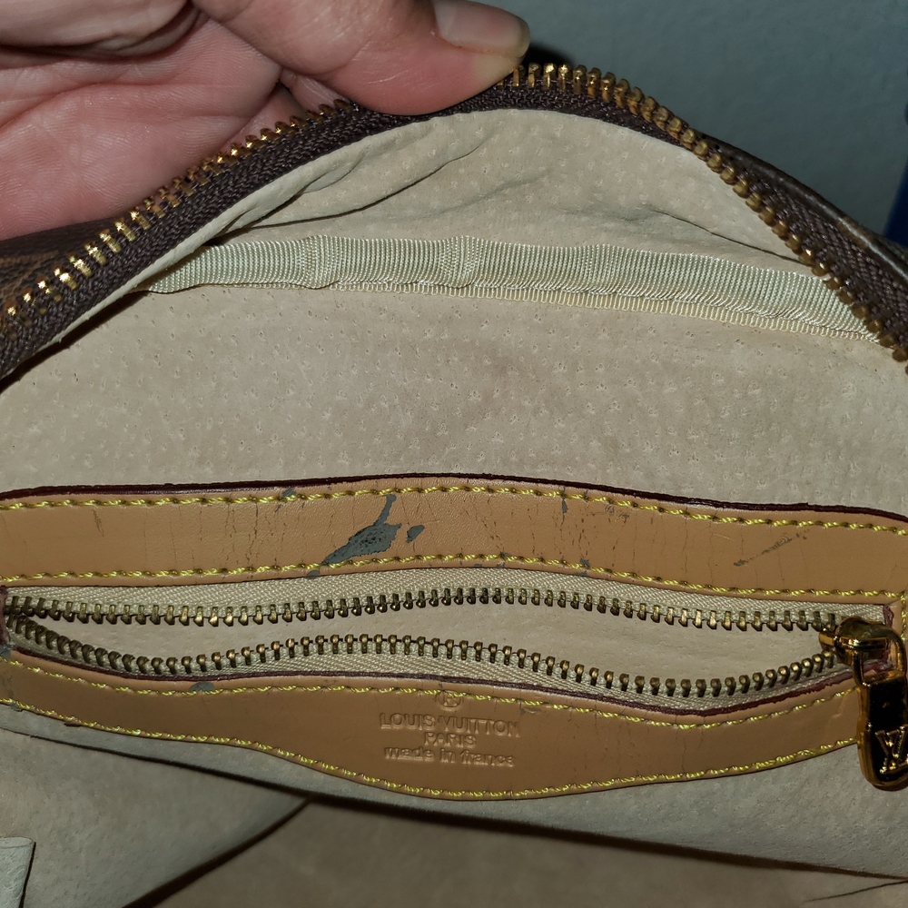 Classic Monogram Style Bag - Picture 6 of 13